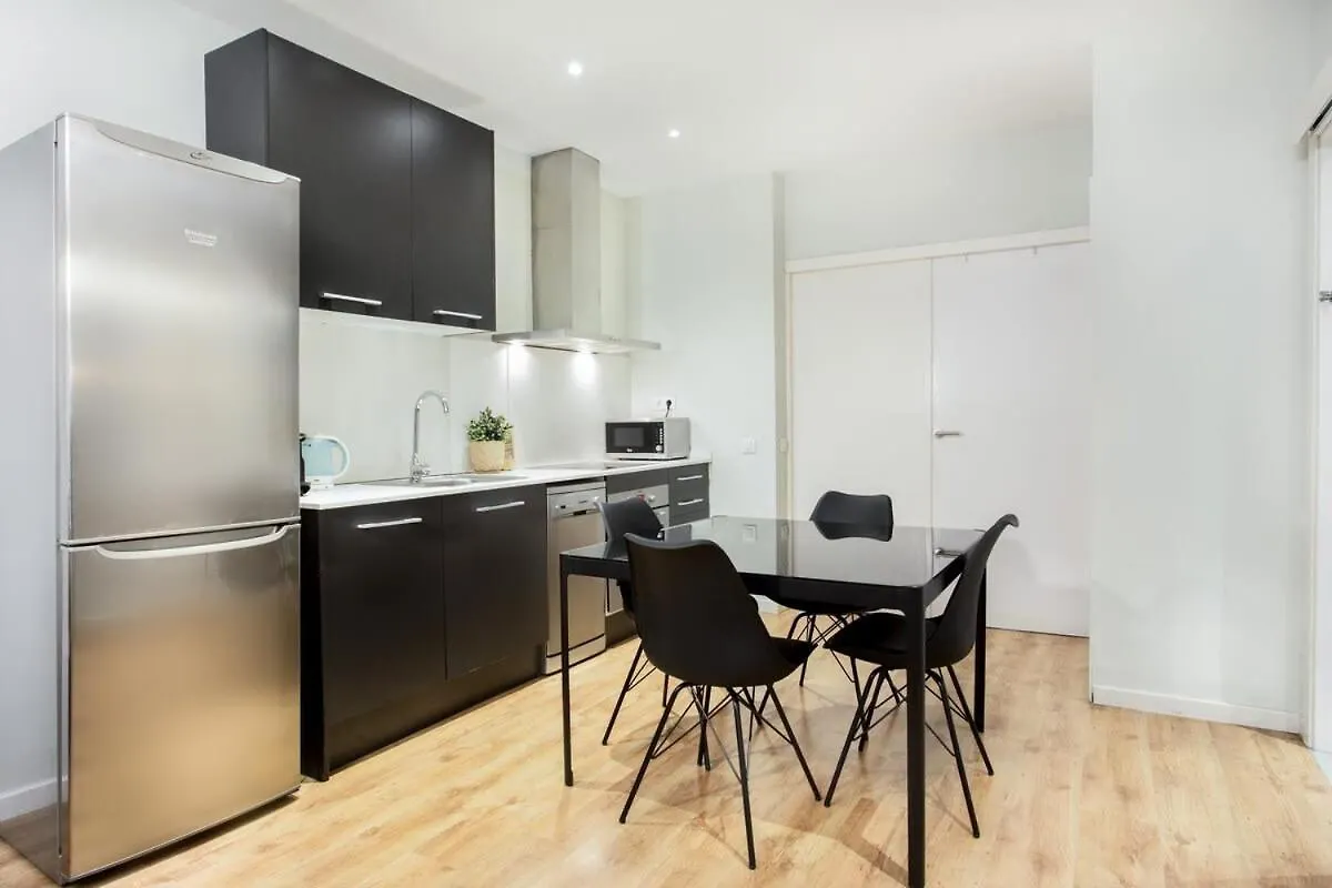Centric 3Bedroom In Las Ramblas 2 1B Barselona 0*,  İspanya